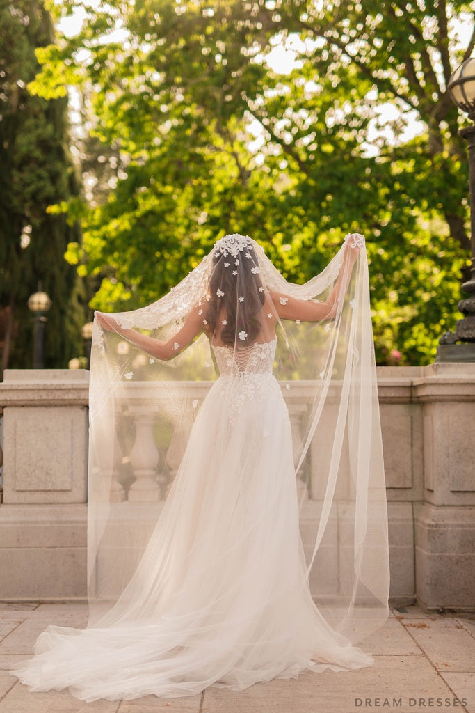Tyana mantilla lace veil - Dream Dresses by PMN