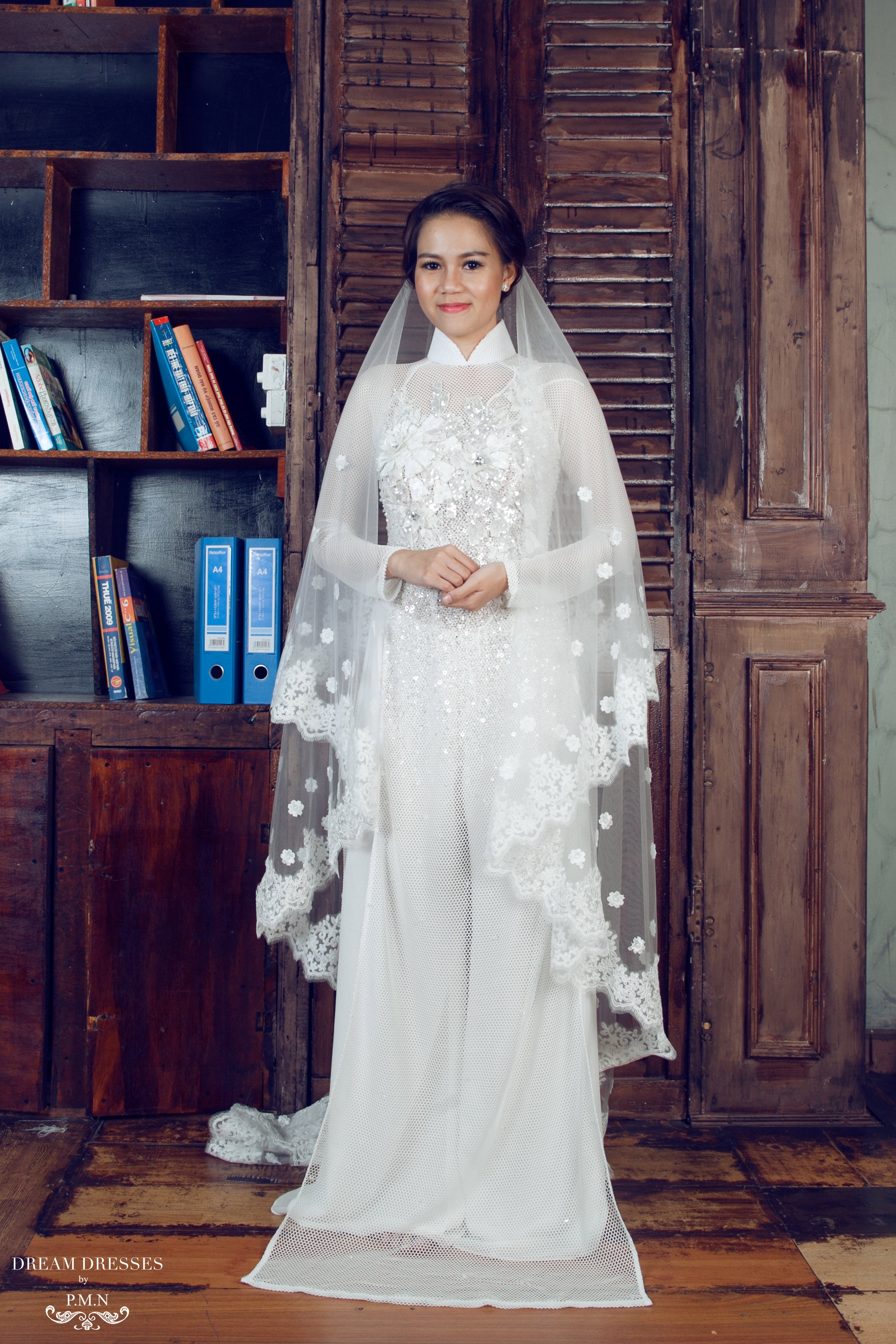 White Ao Dai Vietnamese  Bridal  Dress  with Embellishment 