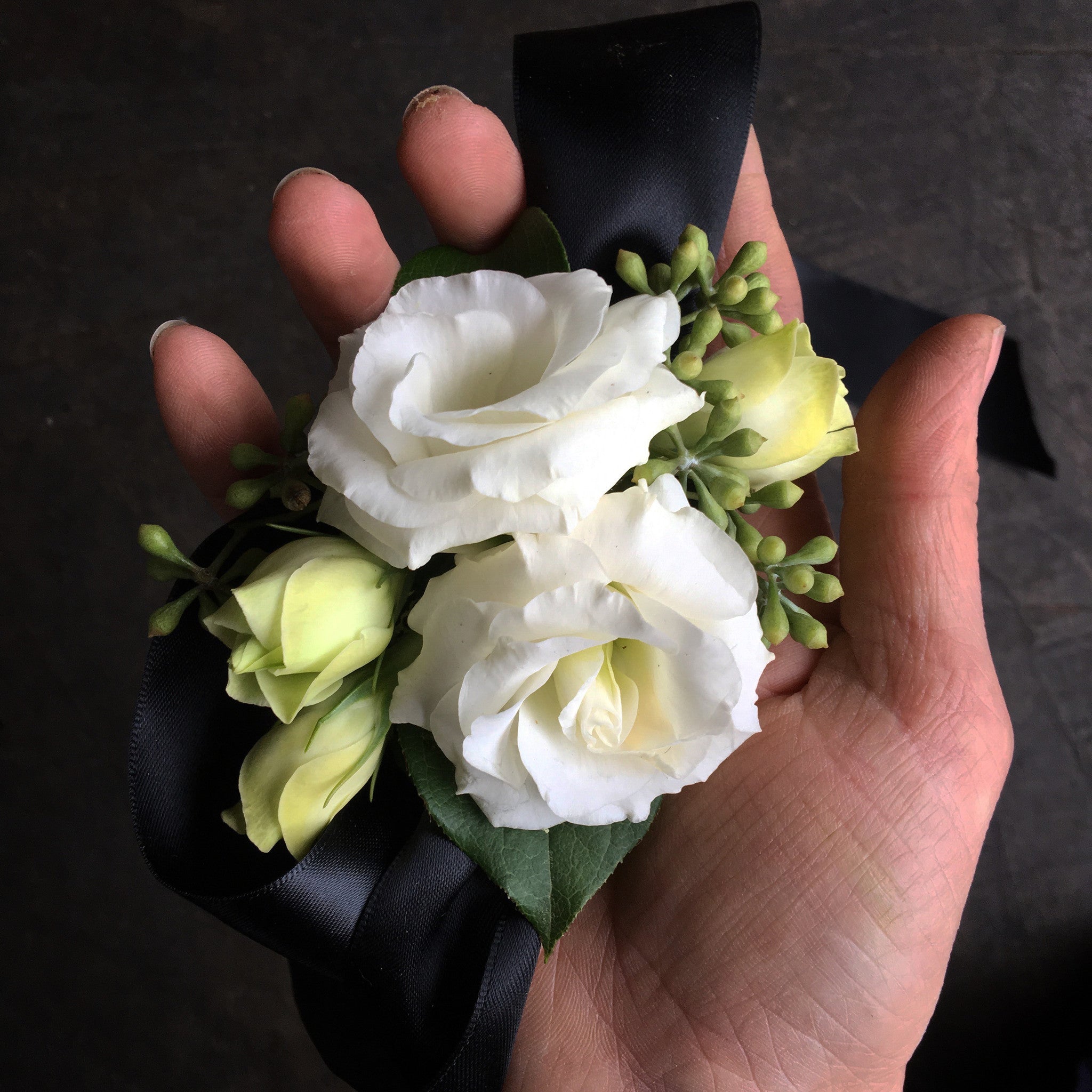 simple wrist corsage