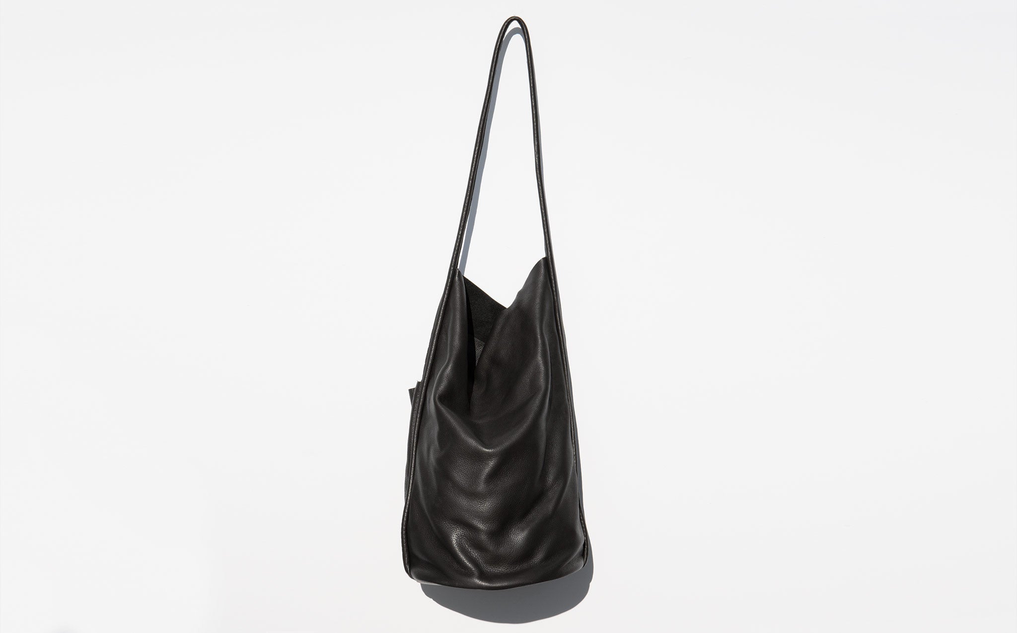 Are Studio Onyx Buoy Tote Bag | Kindred Black