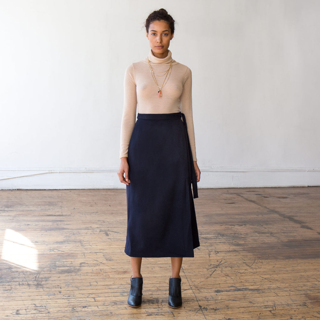Svilu Wool Wrap Skirt | Kindred Black