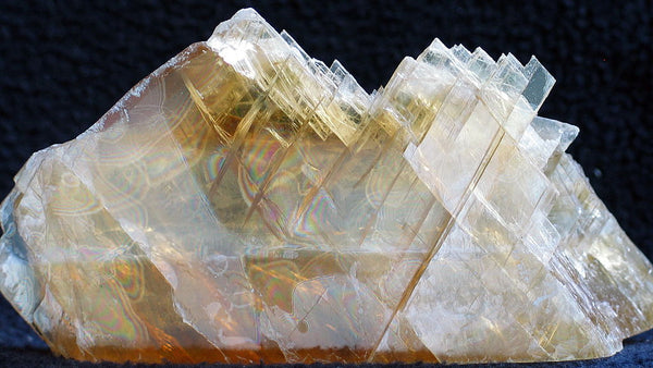 Healing Crystal Handbook: Selenite