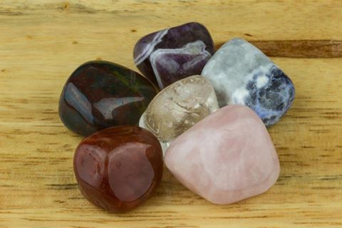 Healing Crystal Handbook: Bloodstone