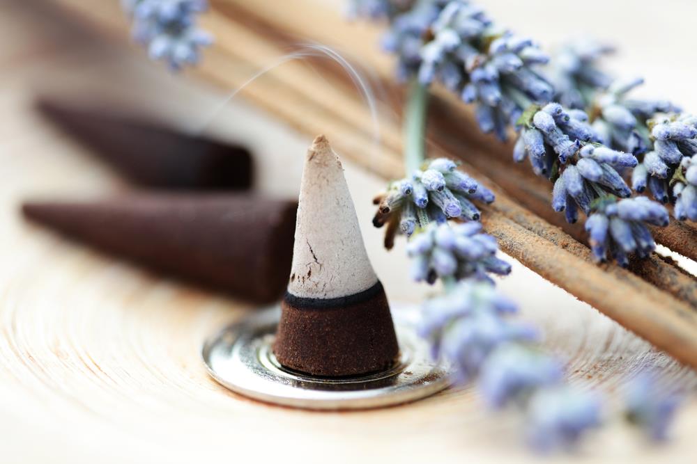 5 Tips On How To Burn Your Incense Cone Safely Atperry S Healing Crystals