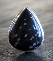 Sagittarius Birthstones: Gemstones for People Born in August