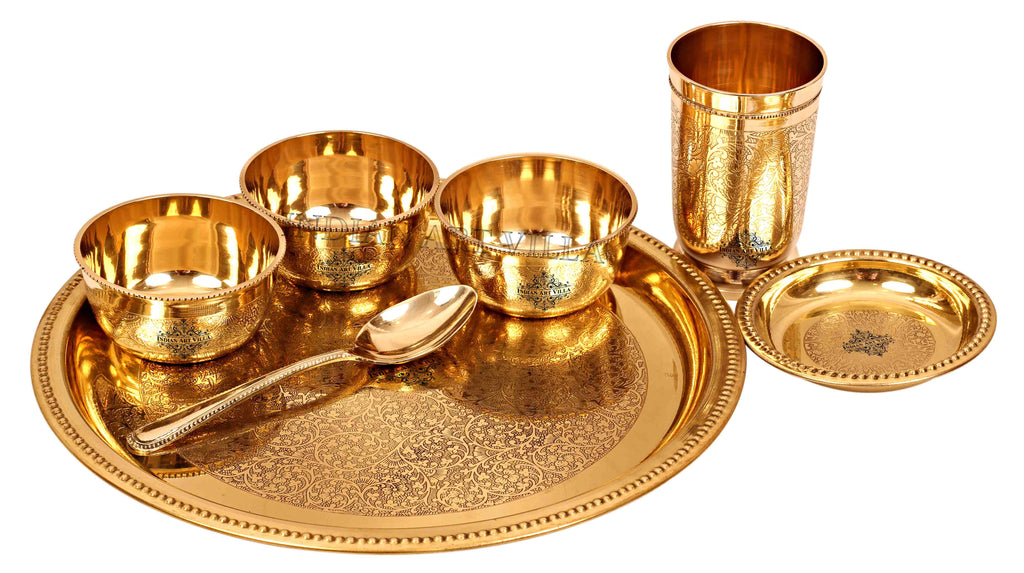 Pure Brass Dinner Set Thali Set Mughal Design 70 pcs in Malegaon at best  price by Crockery Wala & Company - Justdial