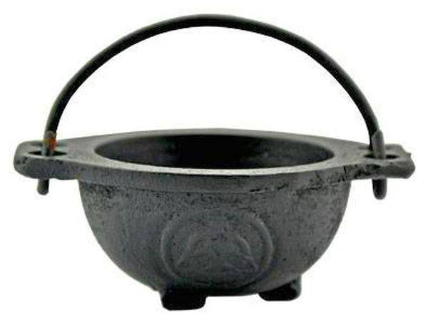 Triquetra cast iron cauldron