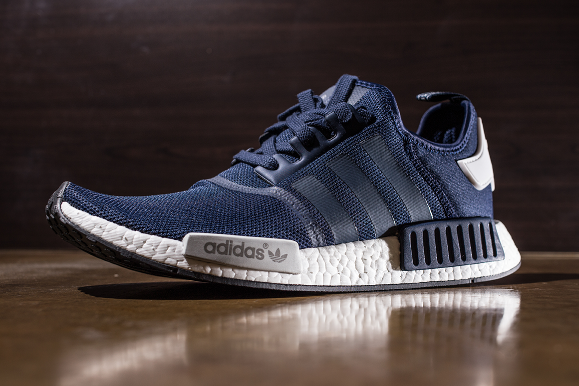 nmd r1 collegiate navy