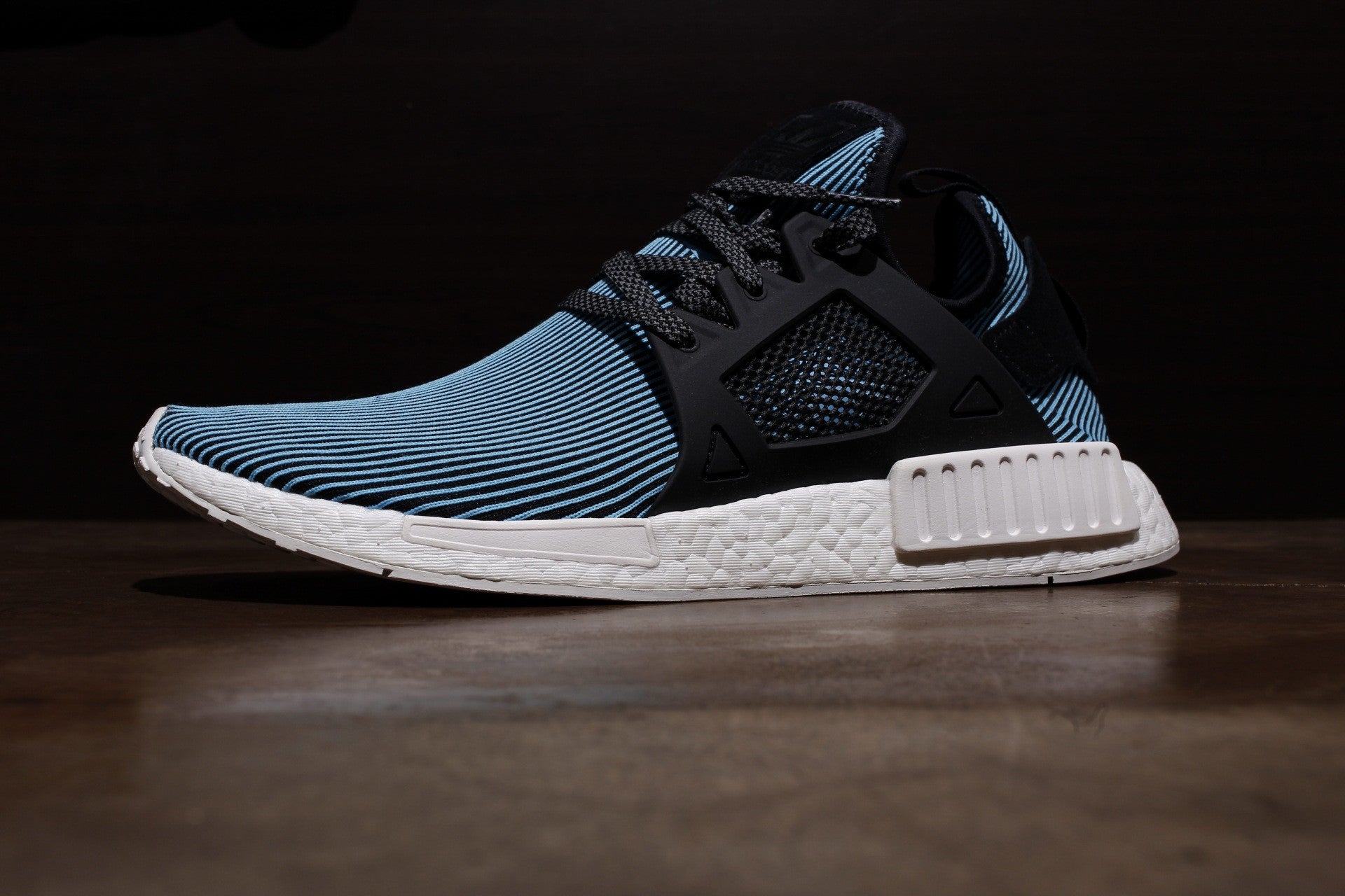 adidas nmd xr1 bright cyan