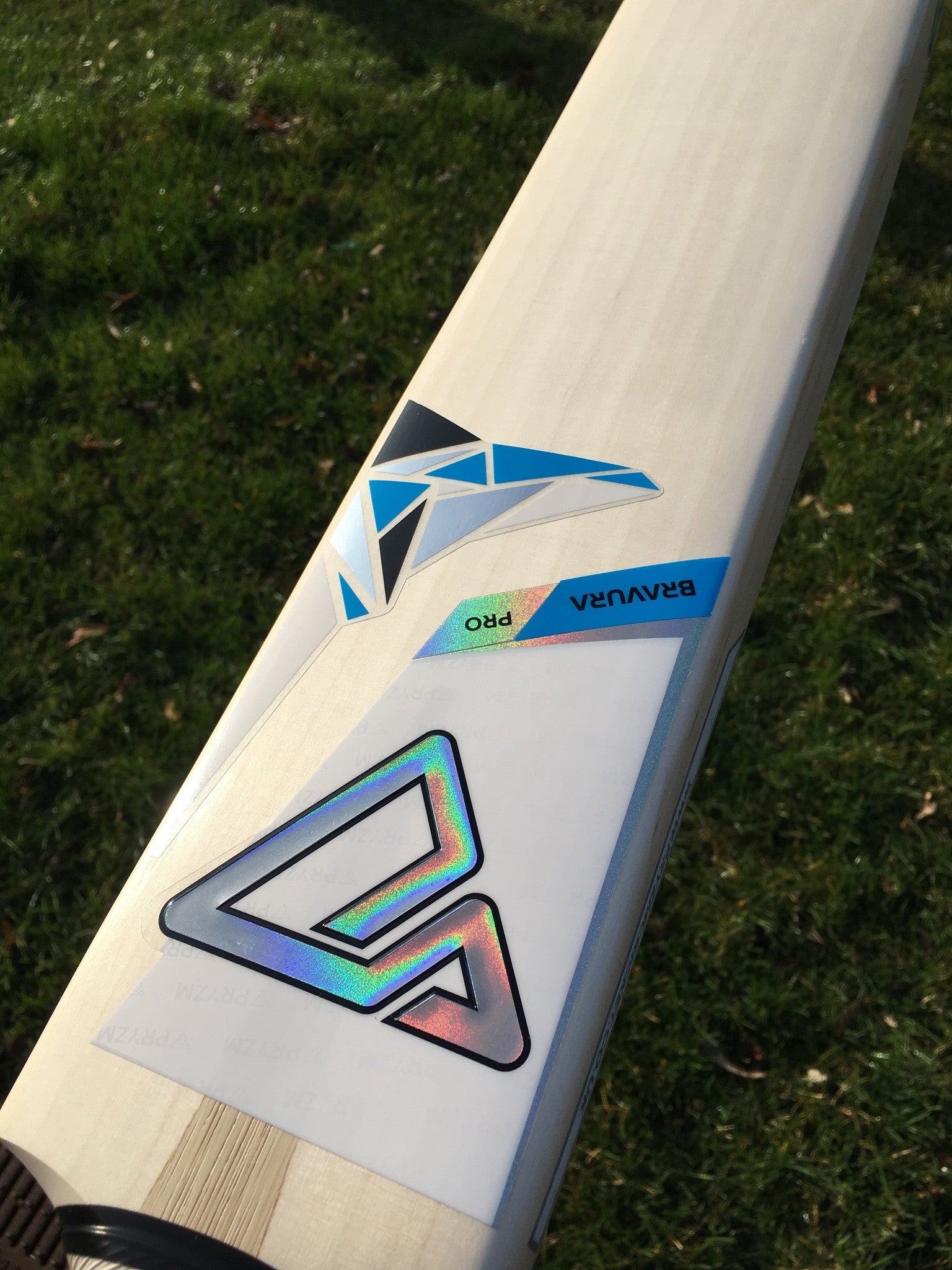 Professional Grade 1 Bravura Cricket Bat