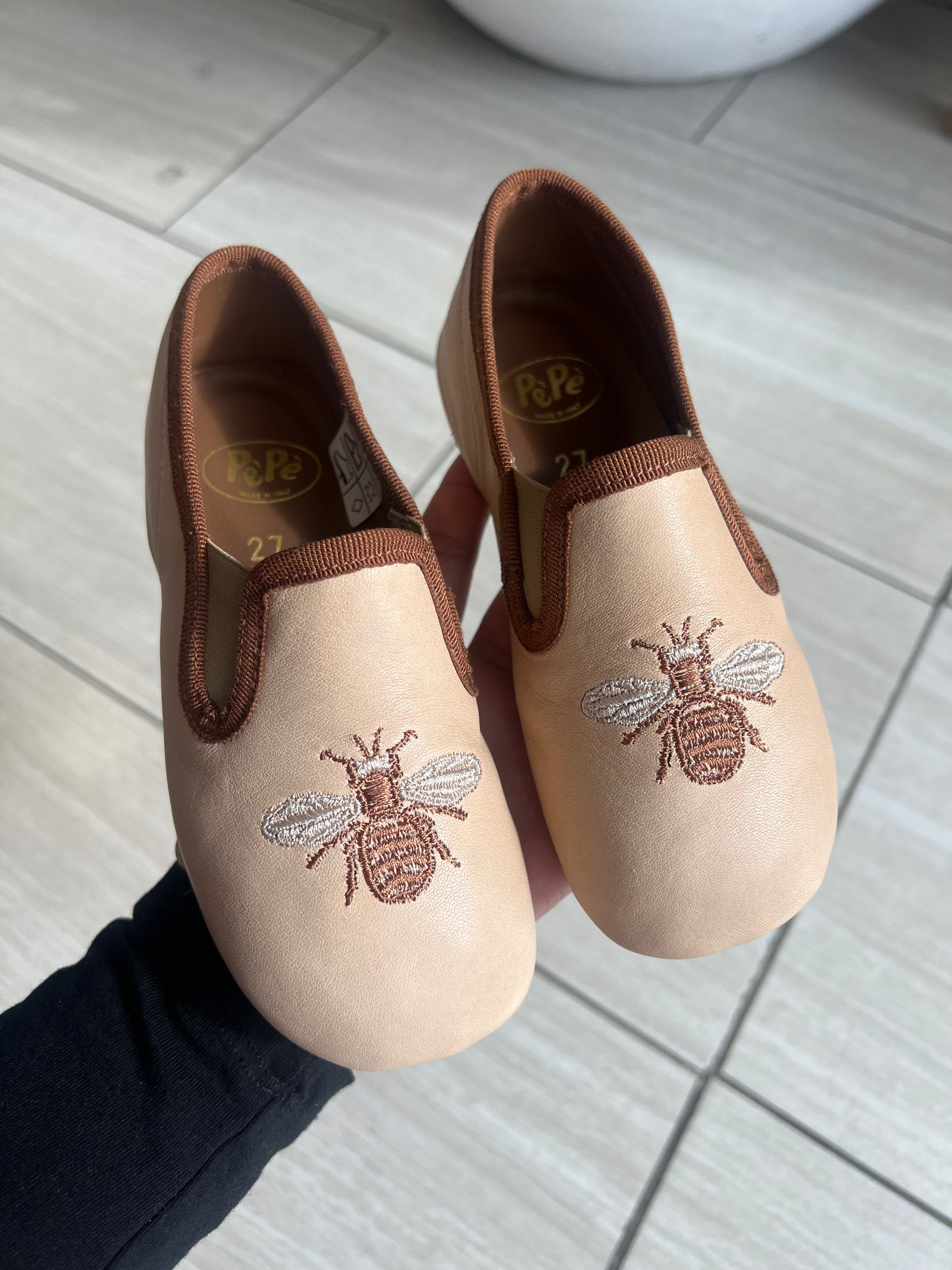Pepe Beige Bee Embroidered Slipper Loafer
