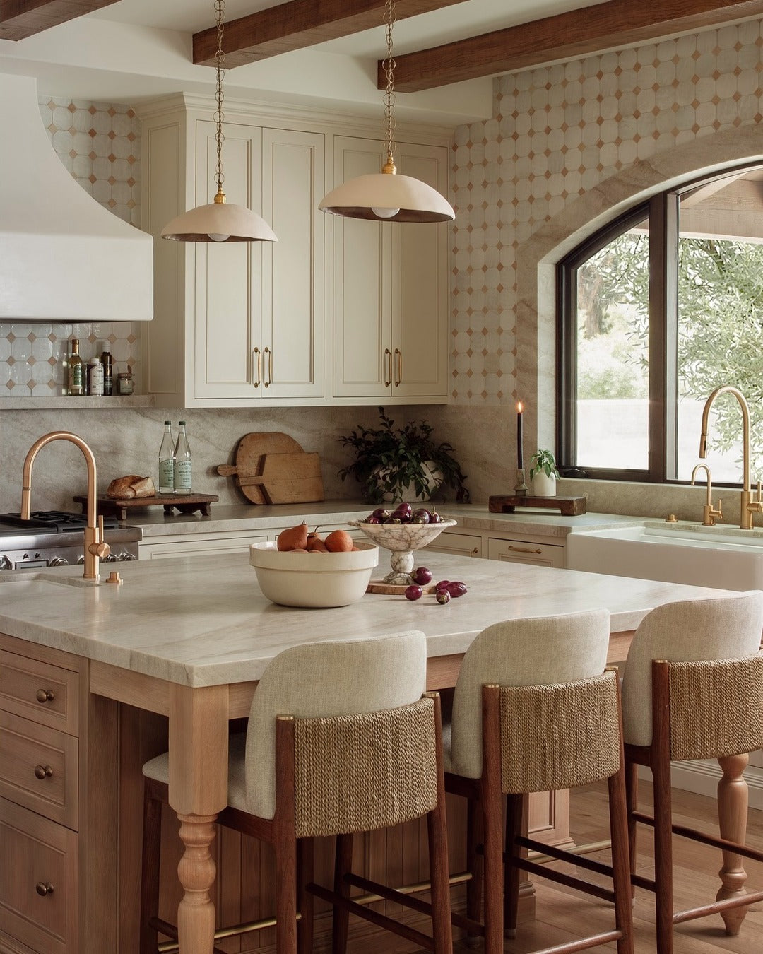 19. Textured Beige with Natural Stone - Open Concept Kitchen Ideas