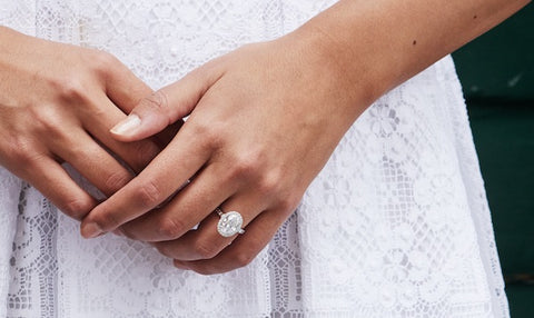 Five Top Tips to Buying an Engagement Ring
