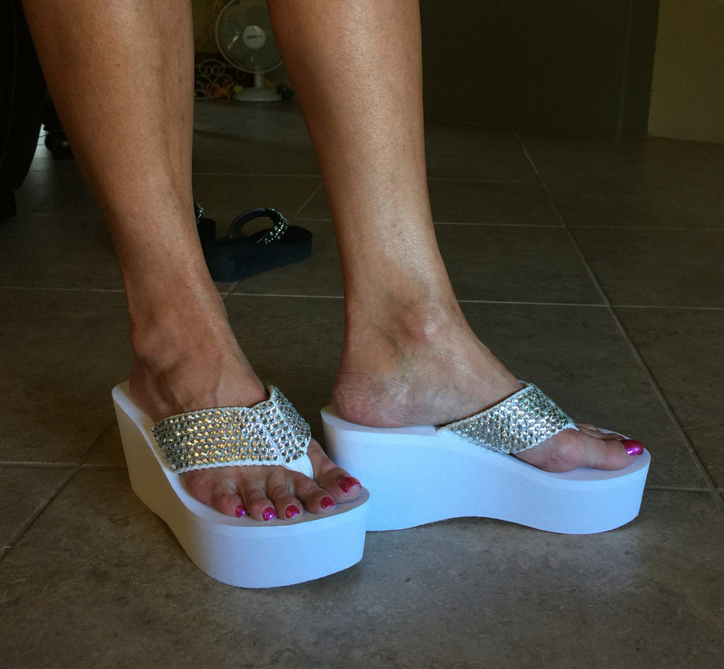 sparkle flip flops for wedding