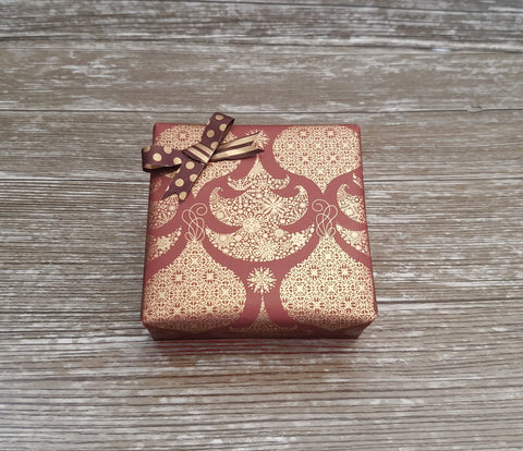 brown and gold wrapping paper