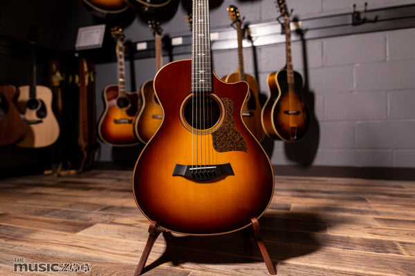 Taylor 700 Series Acoustic Guitars