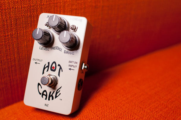 Crowther Audio Hotcake Pedal V2 Review!