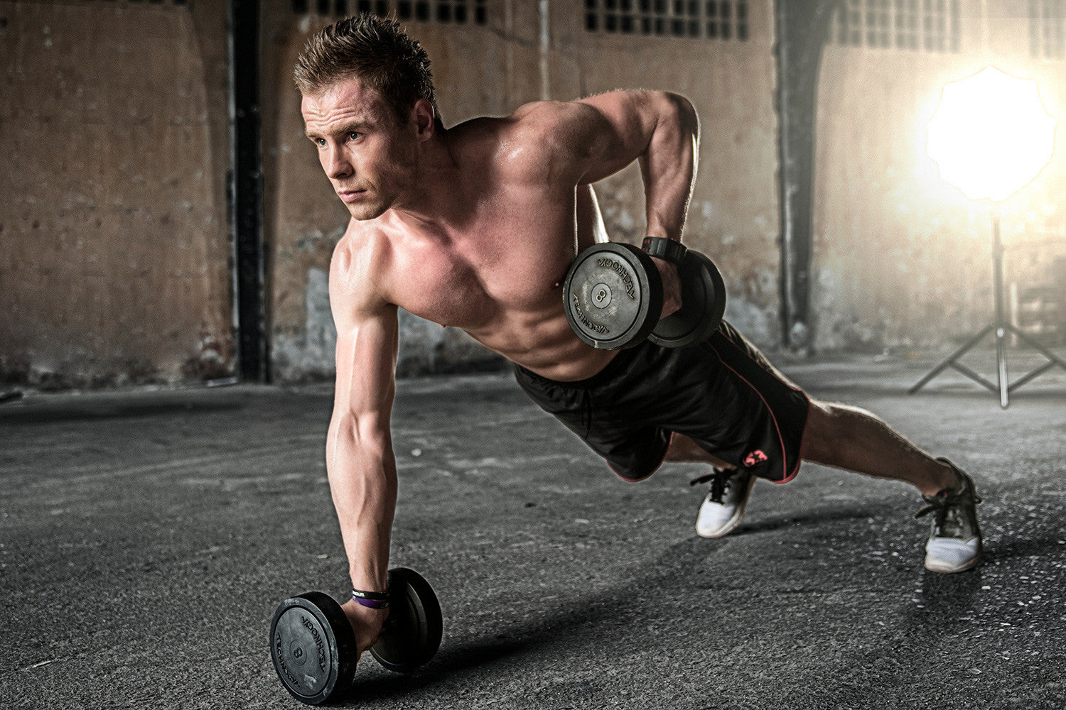 Kettlebells vs. Dumbbells - Which One is Right for You?