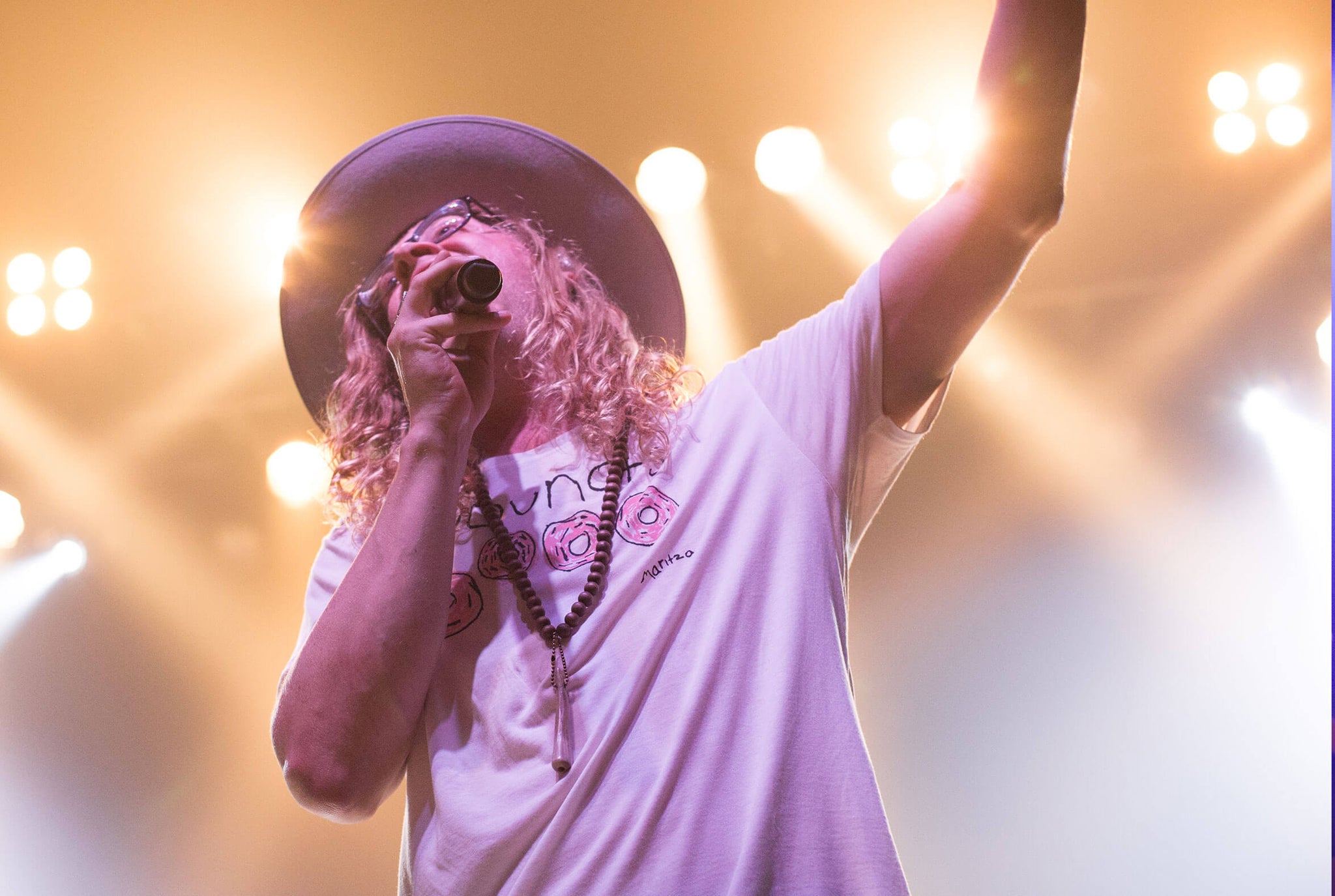 allen stone in THE DONUTS umano