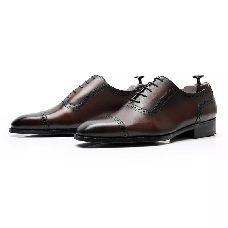Men's Brogue Leather Oxford Shoes for Business and Leisure