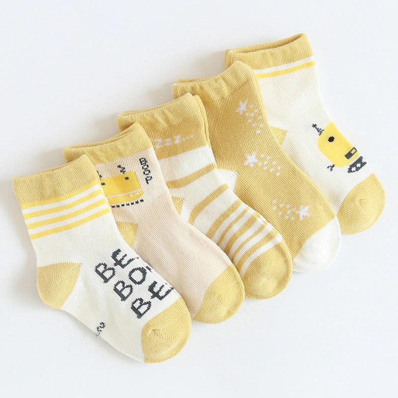 Cartoon stockings for kids with jacquard design