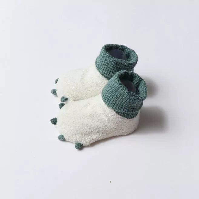 Warm baby socks with half velvet material