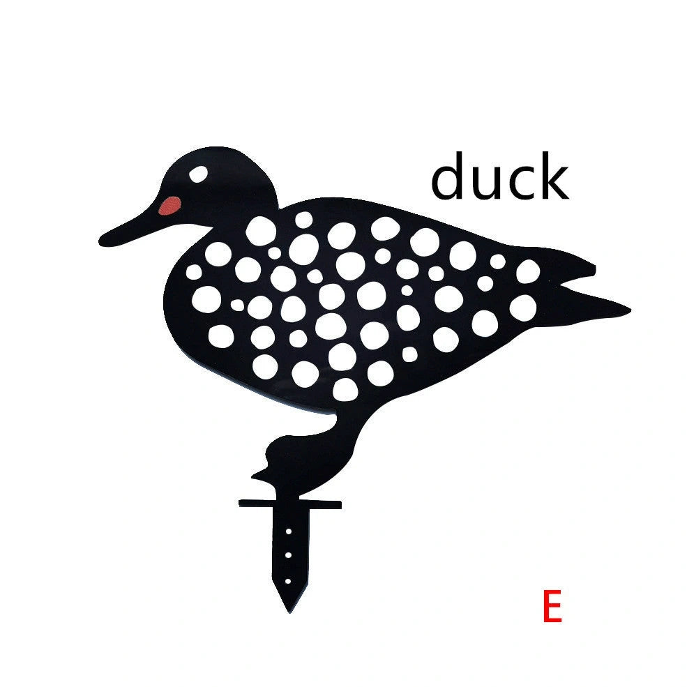 Set of powder-coated metal chicken yard art stakes, sizes 15-35 cm, with lifelike hen silhouettes for garden decor