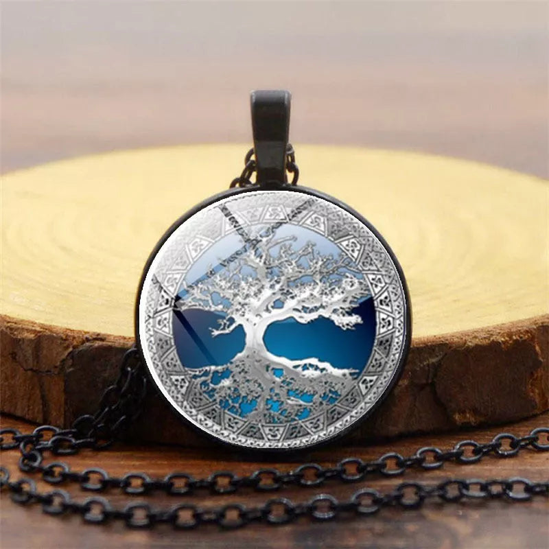Celtic Tree Time Gemstone Necklace Pendant in Alloy