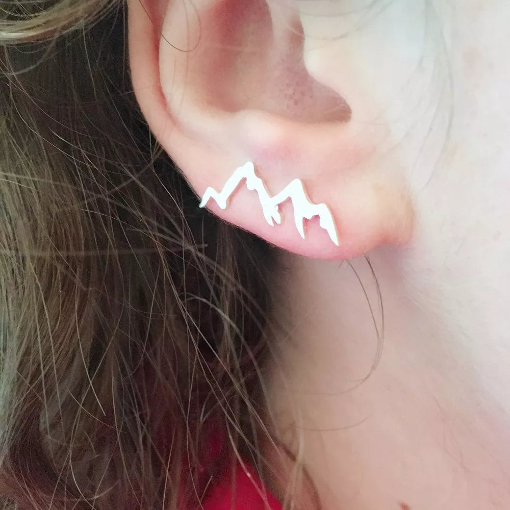 Mountain Ear Climber Earring in Gold and Silver for Trekking Enthusiasts