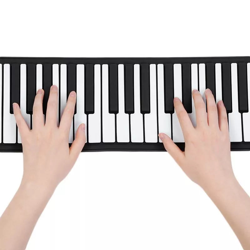 Hand-rolled electronic piano with 88 keys and rechargeable battery