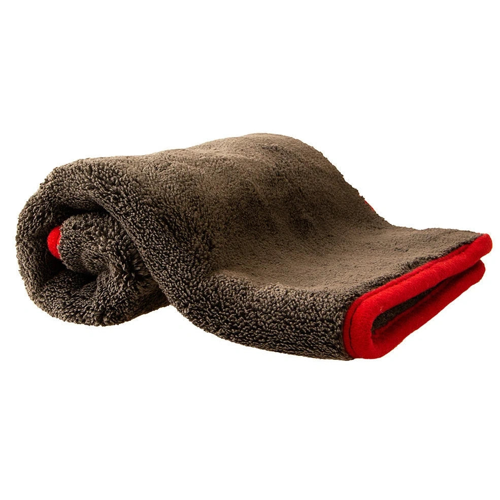 1200GSM composite coral fleece microfiber towel, 40x40cm square in black for car detailing, high absorbency shown drying vehicle surface