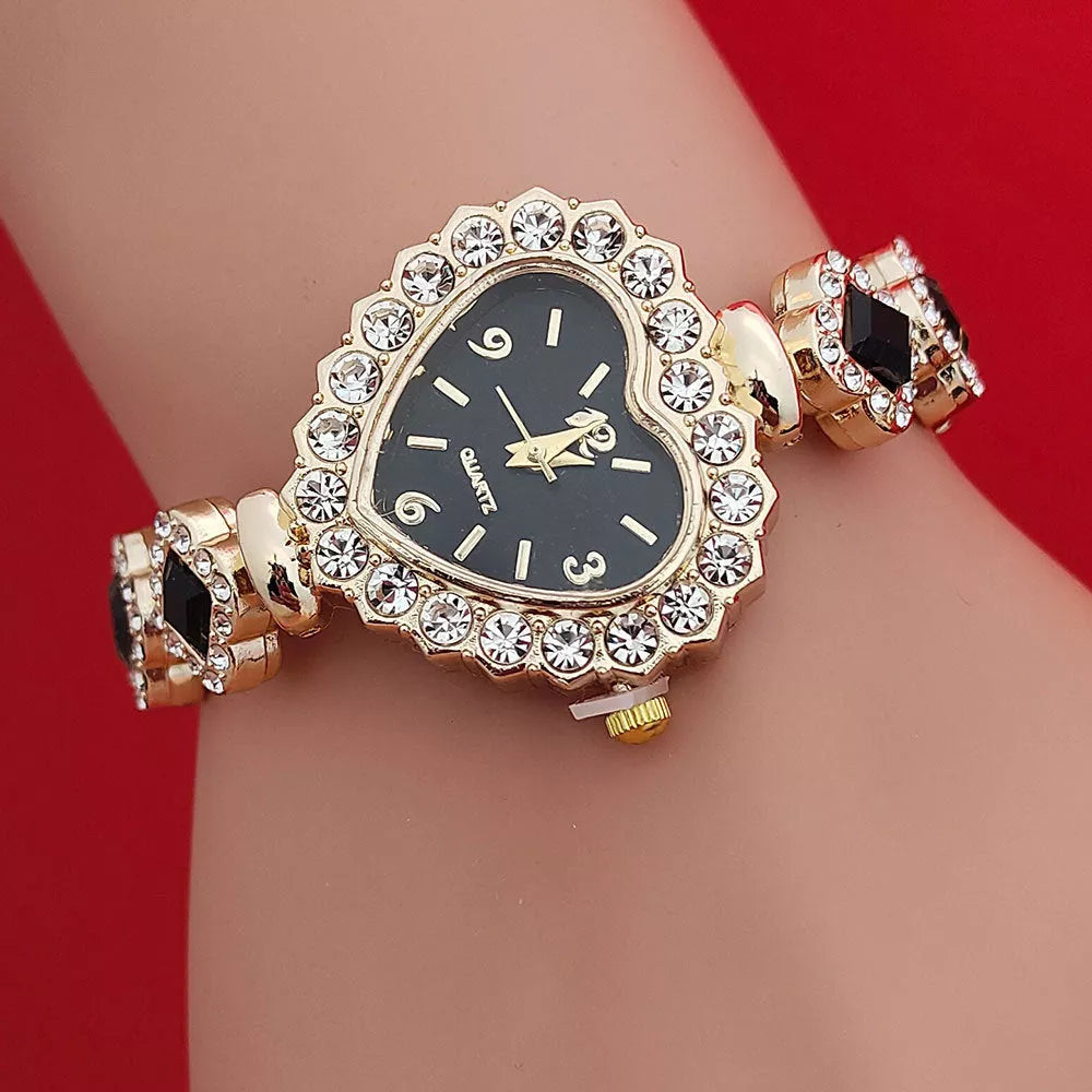 Women's Fashion Love Shape Bracelet Watch Set with Diamond Colored Heart