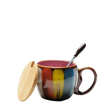 Creative ceramic mug with lid and spoon, 350ml capacity