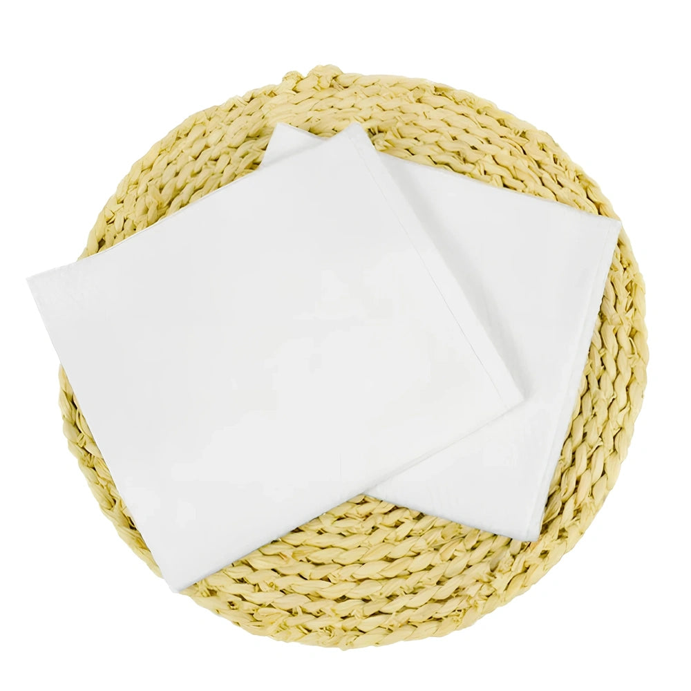 Pack of non-woven disposable bath towels 65x135cm with pearl pattern for absorbent drying