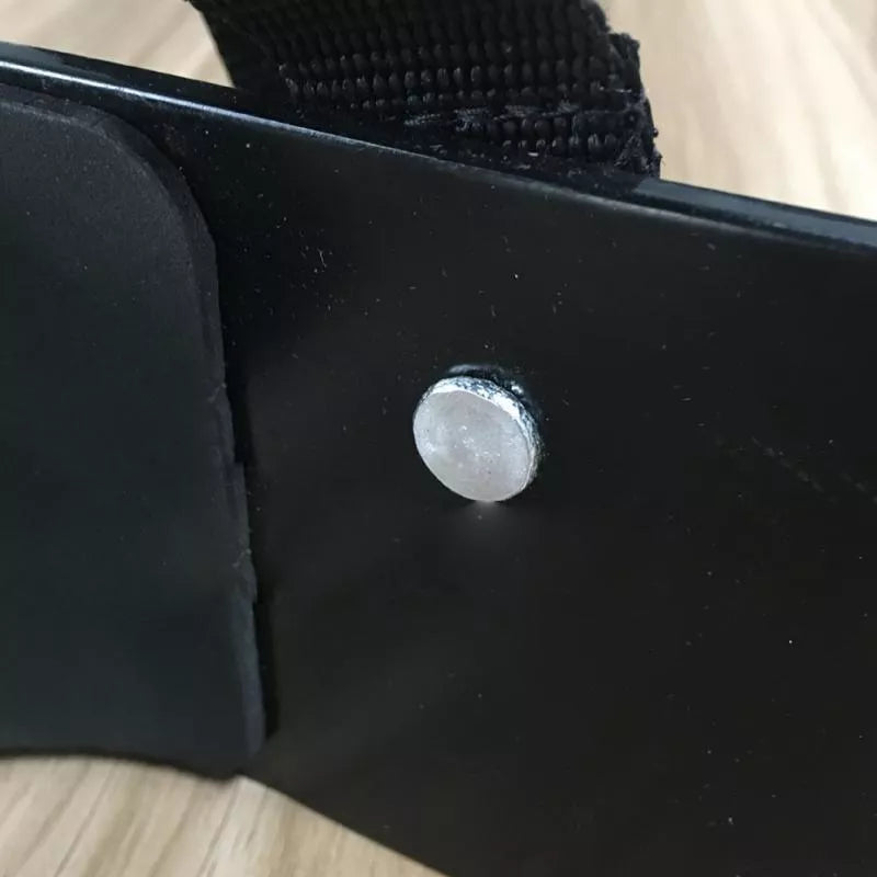 Aluminum alloy biceps training board with high-density sponge pads