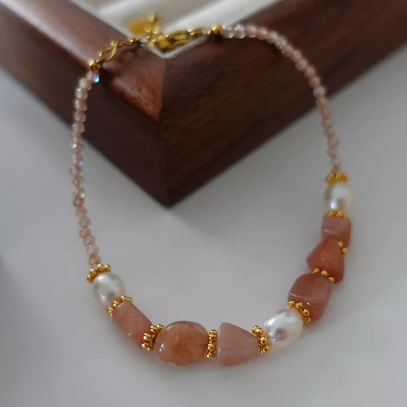Natural Stone Pearl Necklace with Brass Thick Gold-Plated Chain