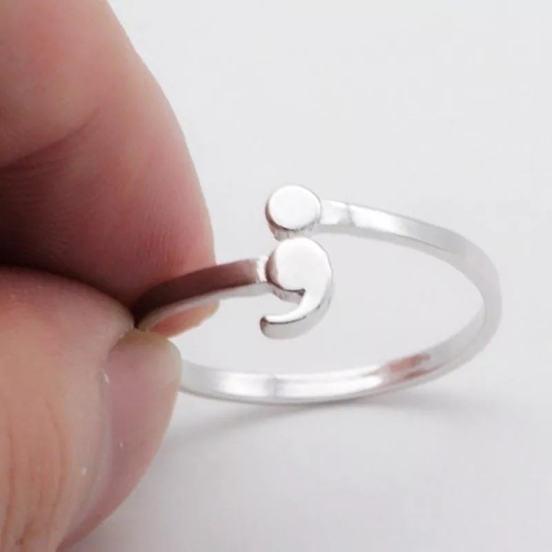 Semicolon Design Wave Ring in Silver for Women and Men