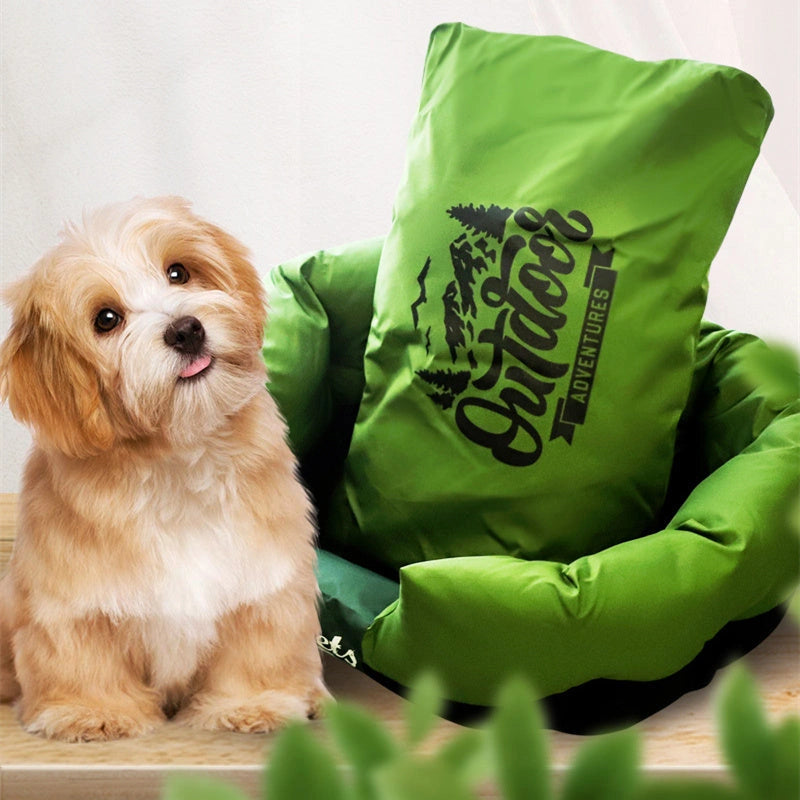 Four Seasons Universal Kennel with Easy-to-Clean Design