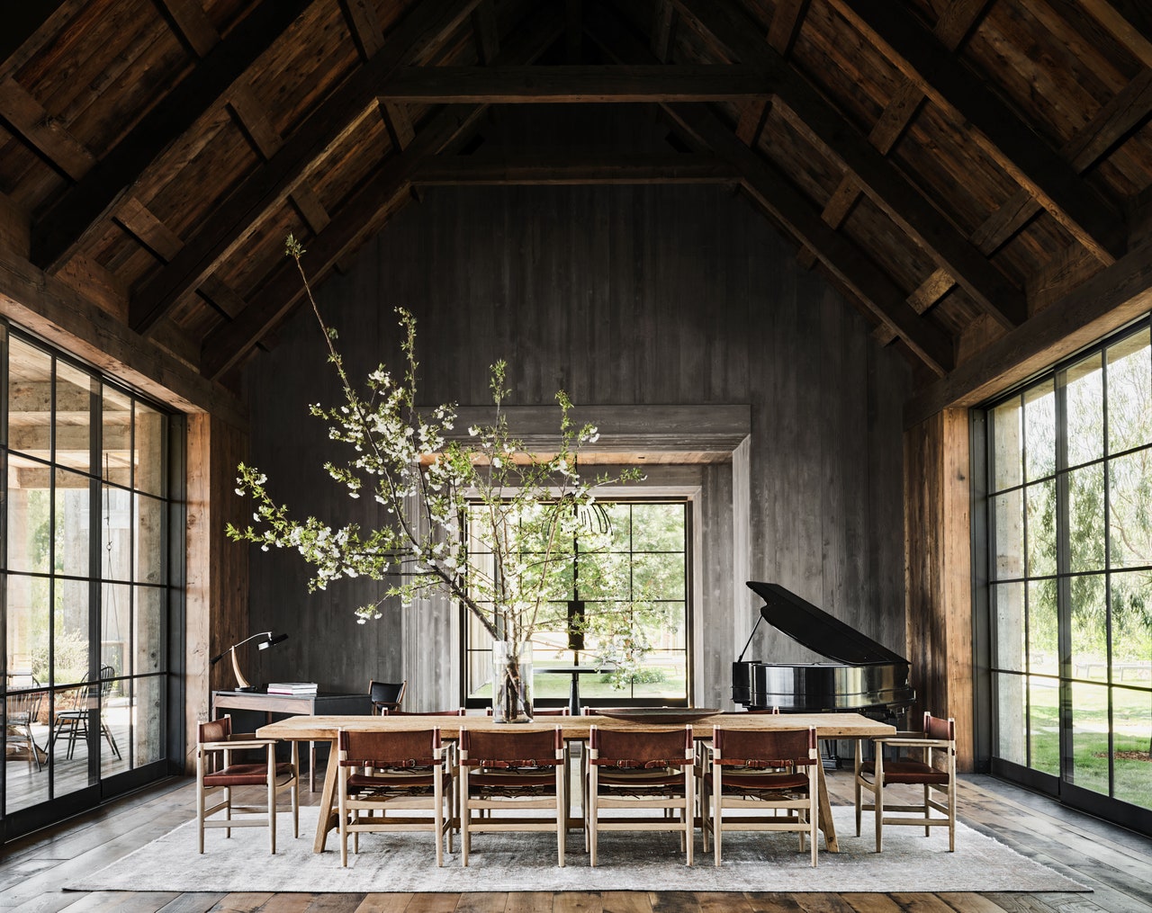 Ashton Kutcher and Mila Kunis' farmhouse in Beverley Hills California