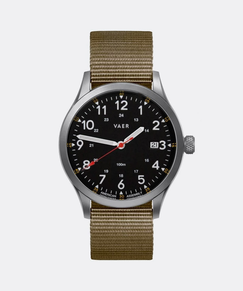 C5 Field Watch in Black