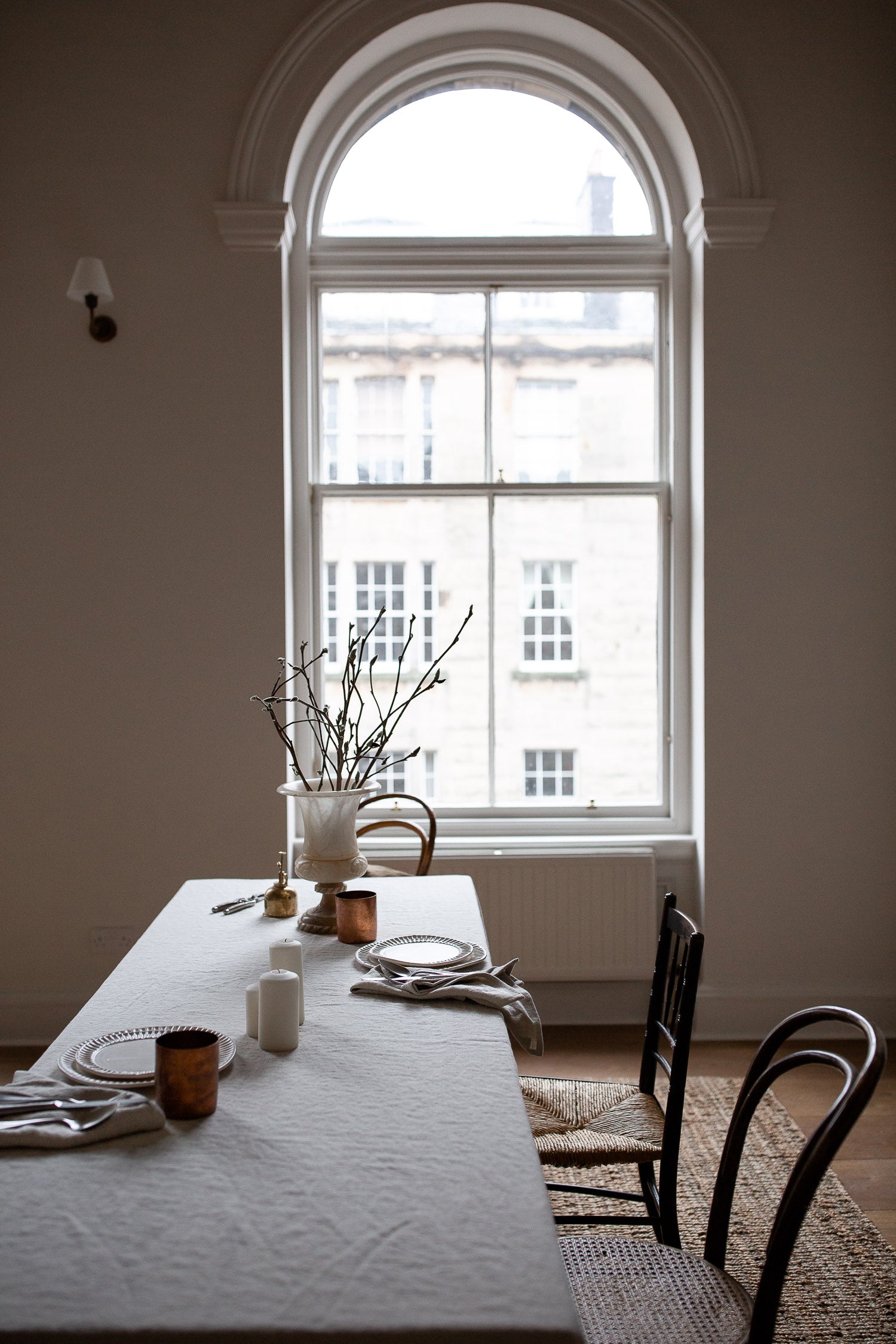simple elegant timeless dining room decor