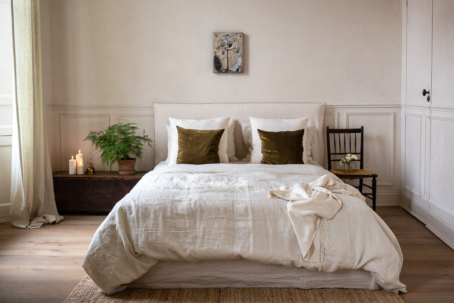 Bedroom in neutral colours