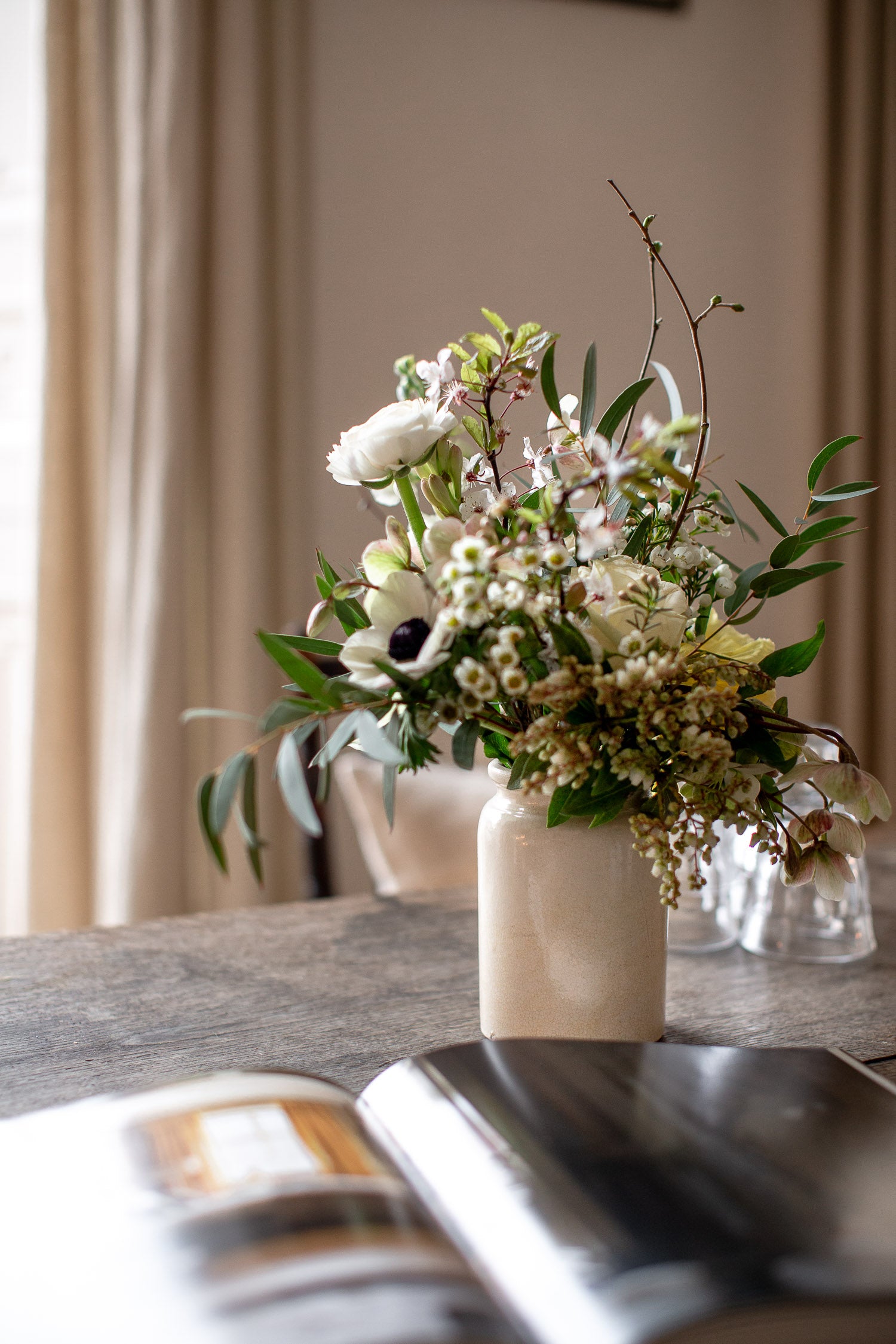 simple vintage flower vase 