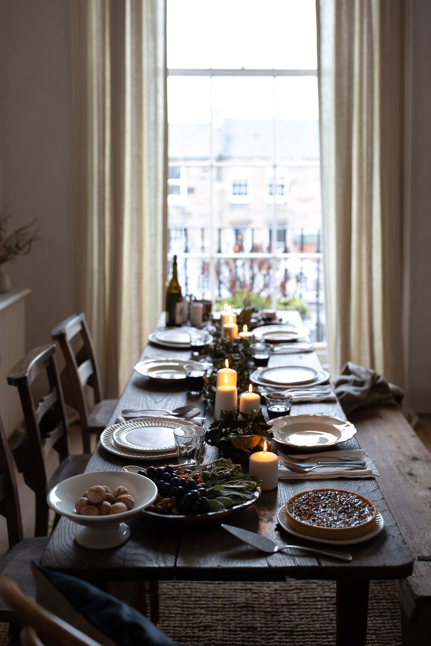 A SIMPLE, NATURAL FESTIVE TABLE – Ellei Home