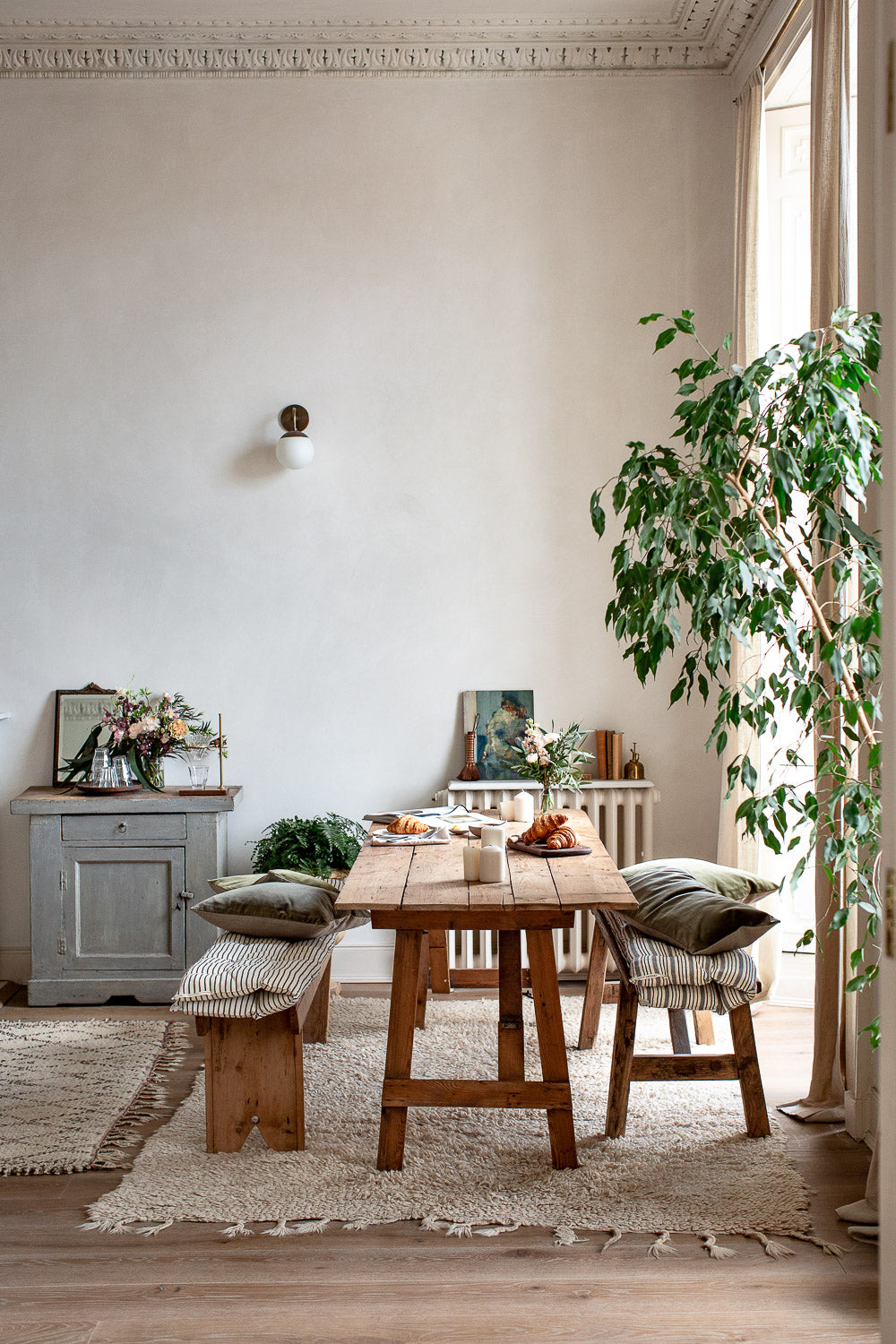 natural timeless dining room 