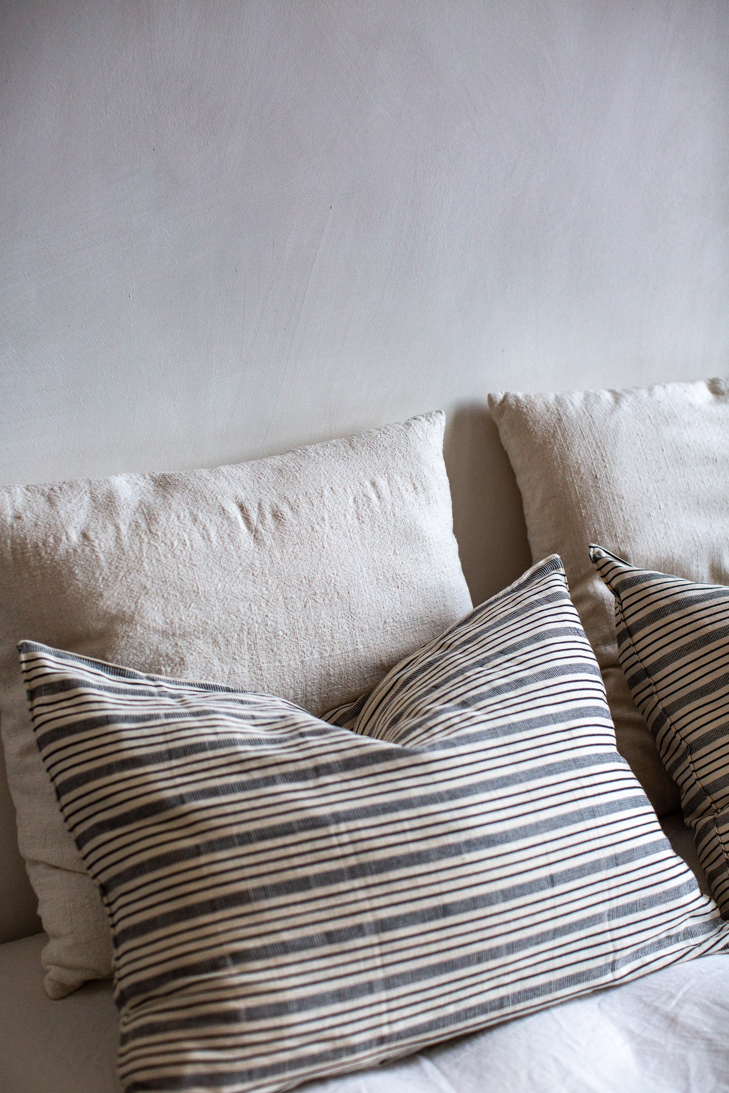 Handwoven organic cotton cushion covers 
