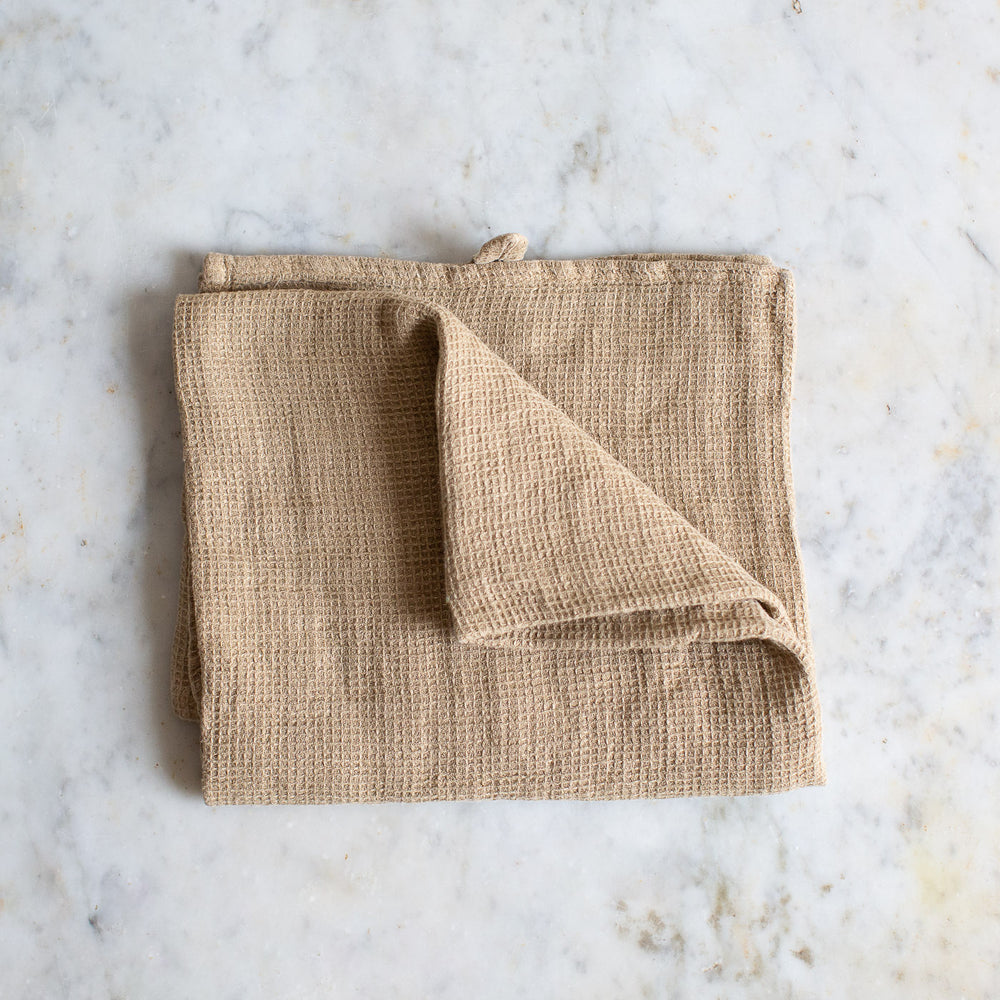 HANDMADE WAFFLE LINEN KITCHEN TOWEL IN OFF-WHITE – Ellei Home