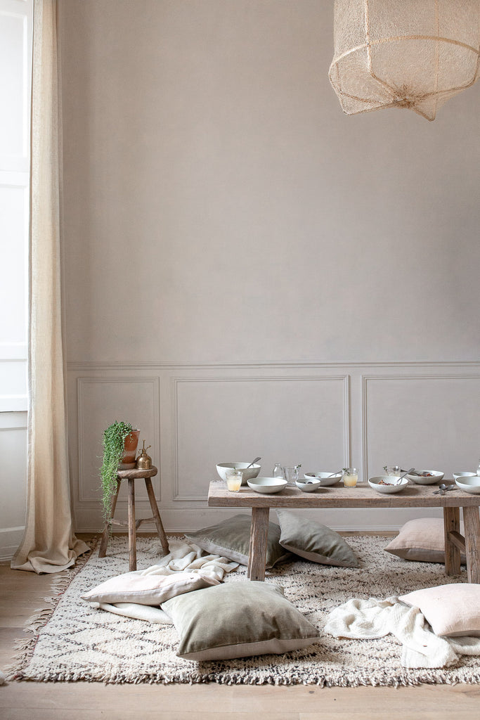 natural breakfast table in soft pastel colours 