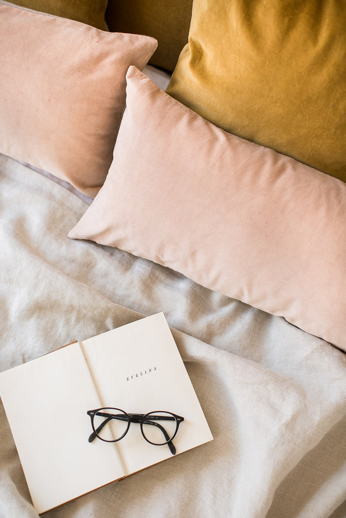 soft pink velvet cushion covers