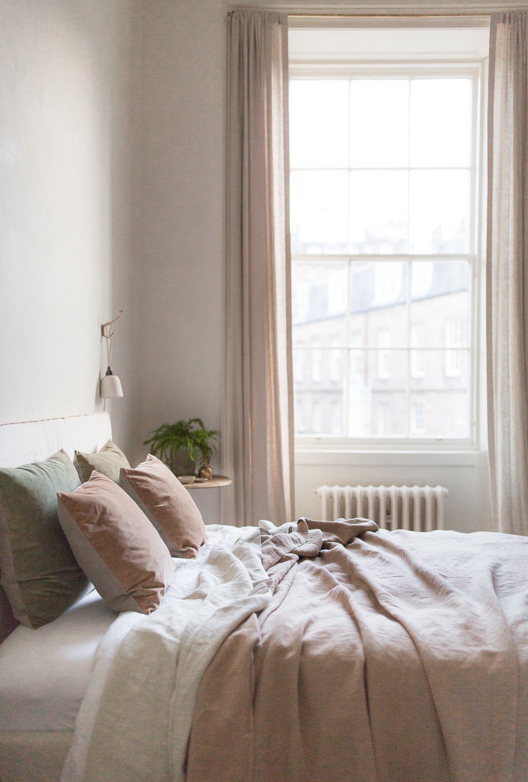 neutral natural nude bedroom decor 